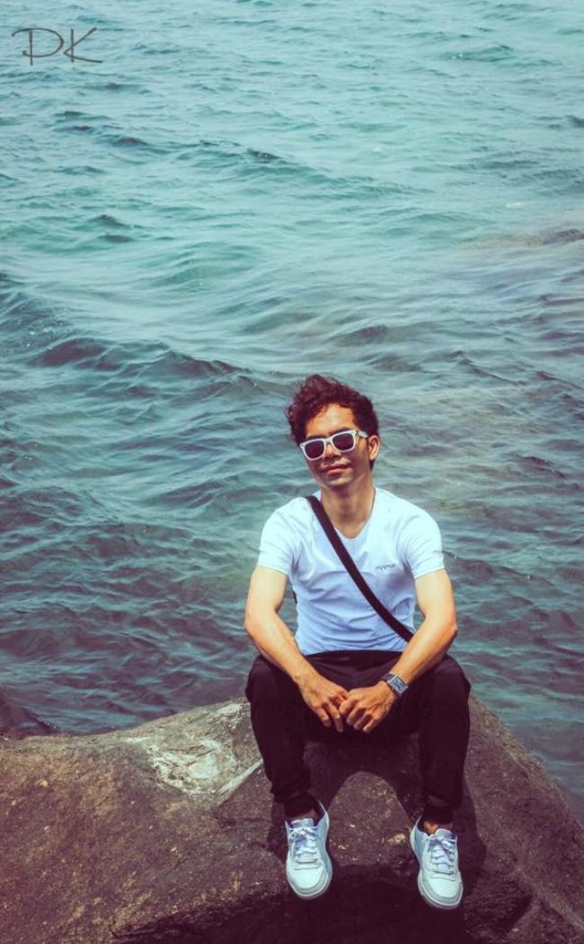 Năm 2018, Yasuy chính thức tuyên bố tạm biệt âm nhạc. Anh viết trên trang cá nhân: "Chính thức mất giọng không thể hát được như ý muốn nữa. Cố gắng thật nhiều rồi. Dừng bước sân khấu tại đây".