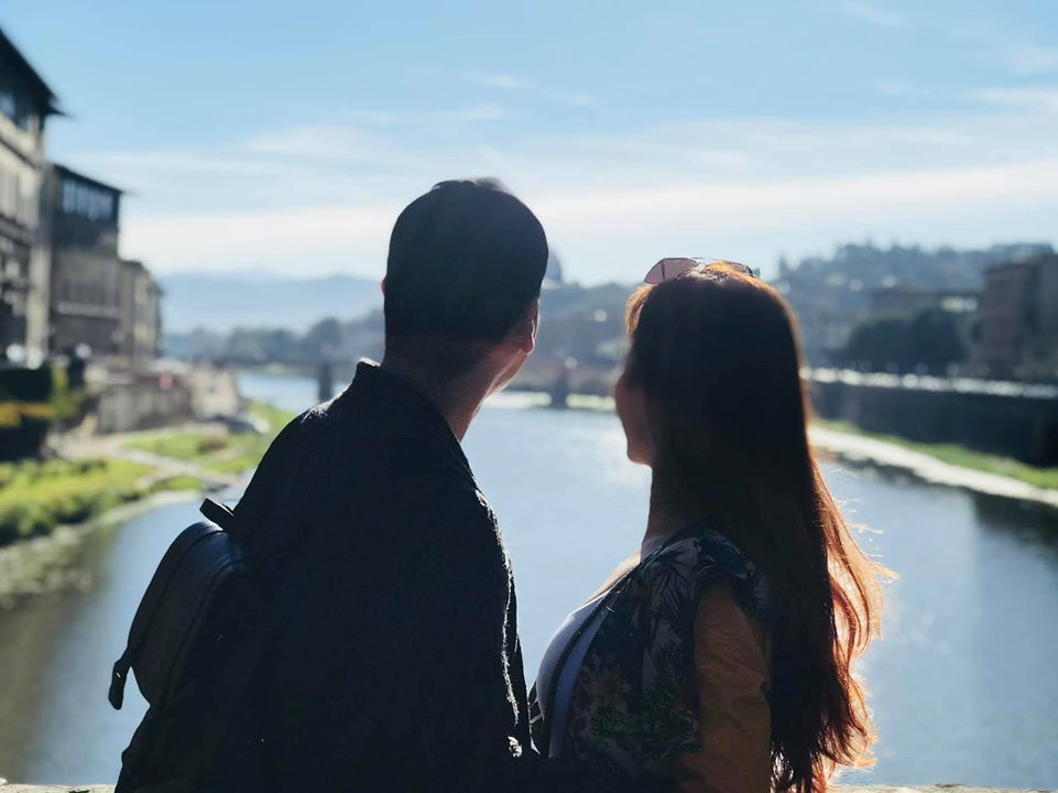 Quen nhau từ thời sinh viên, đến nay cặp đôi đã có 20 năm bên nhau.