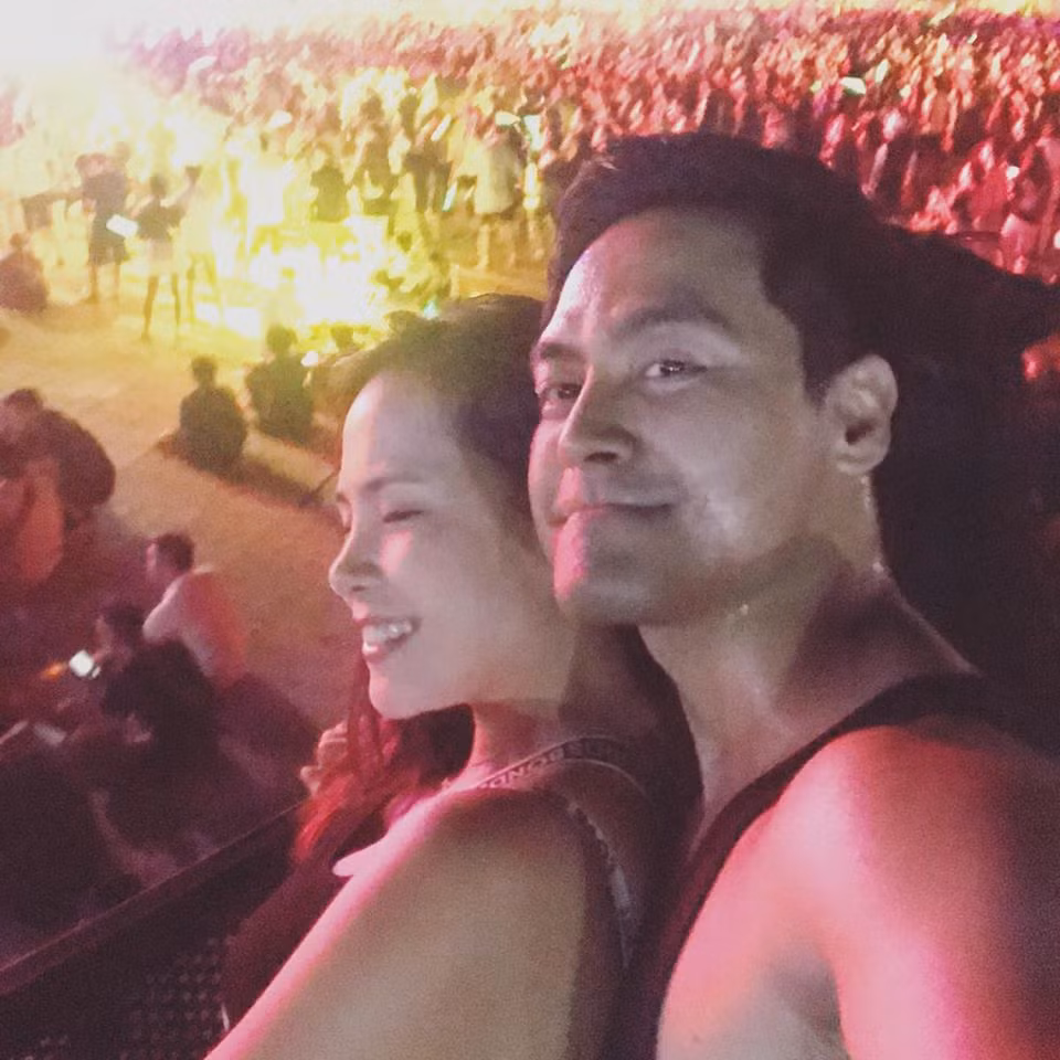 "Hồi tôi 25, tôi có một công việc ổn định ở đài truyền hình, tôi lập gia đình để có sự ổn định ở hậu phương", Phan Anh từng chia sẻ về quyết định kết hôn sớm.