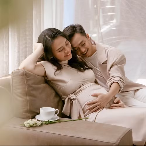 Dam Thu Trang sinh con gai cho Cuong Do la-Hinh-2