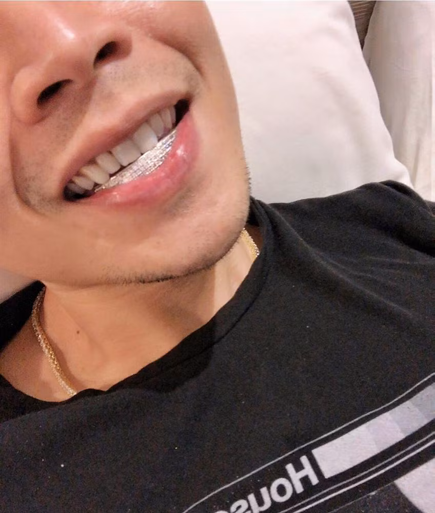 Chỉ cần Binz cười là triệu trái tim tan vỡ.