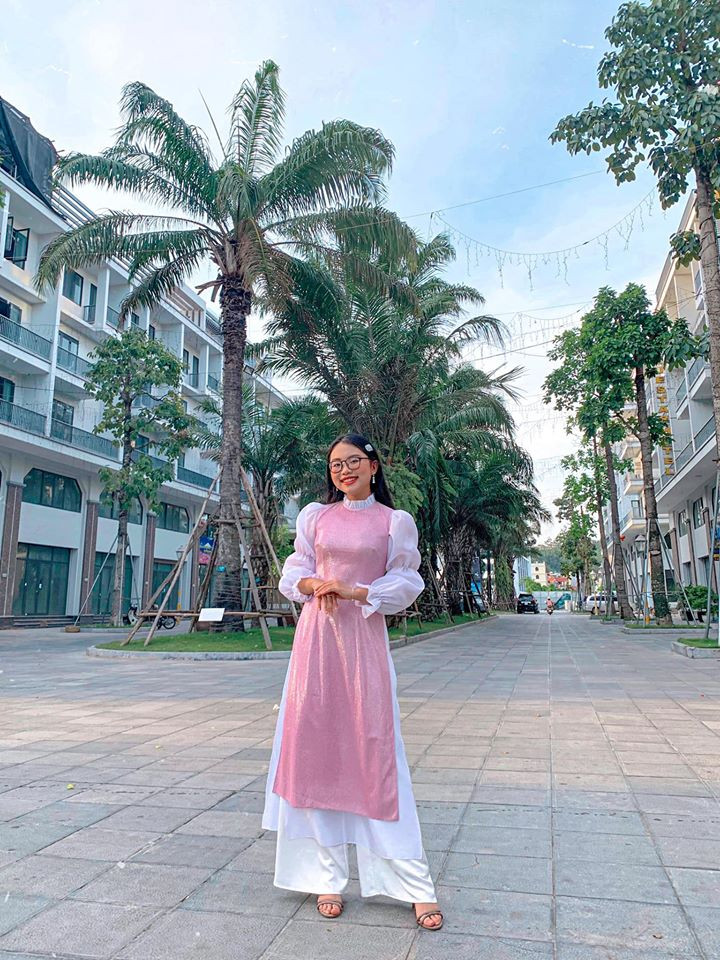 Phuong My Chi tung clip doi chat voi nguoi nhan tin xuc pham-Hinh-2