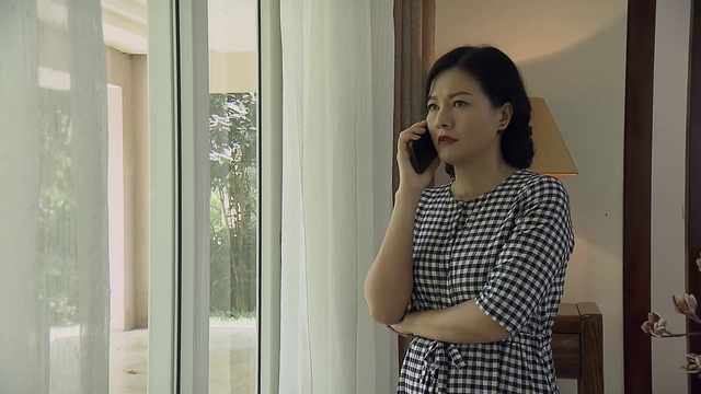 Năm 2020, Hoàng Xuân cũng hội ngộ khán giả với vai Hoa - mẹ của Duy (Thanh Sơn) trong Đừng bắt em phải quên.