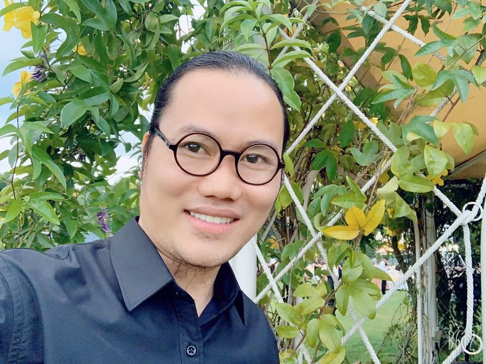 Vuong Rau khoe vo sinh doi quy tu, dong con bac nhat Vbiz