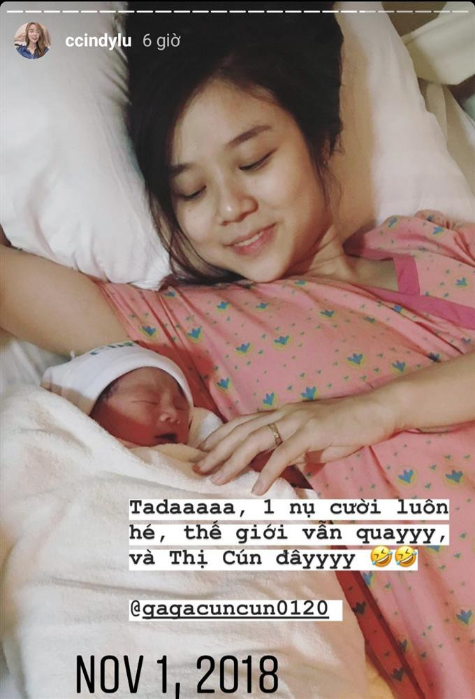 Vượt qua những lời dị nghị và có với nhau hai mặt con, Bảo Ngọc khẳng định cô không hề hối hận với quyết định của 3 năm về trước.