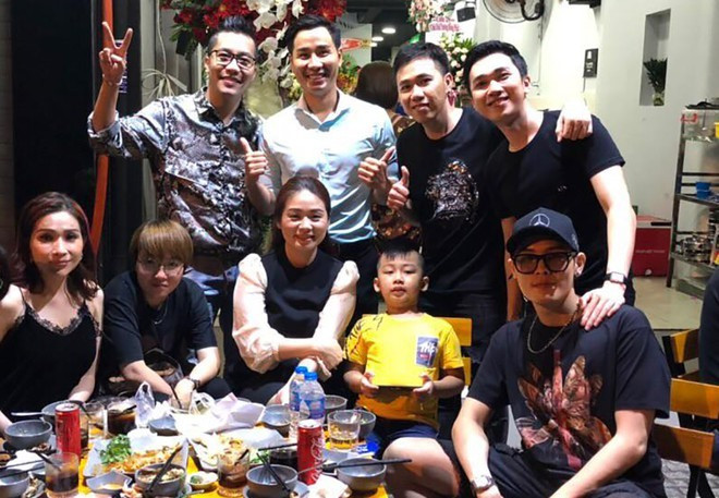 Anh Duc xuat hien gay roc sau tin don 