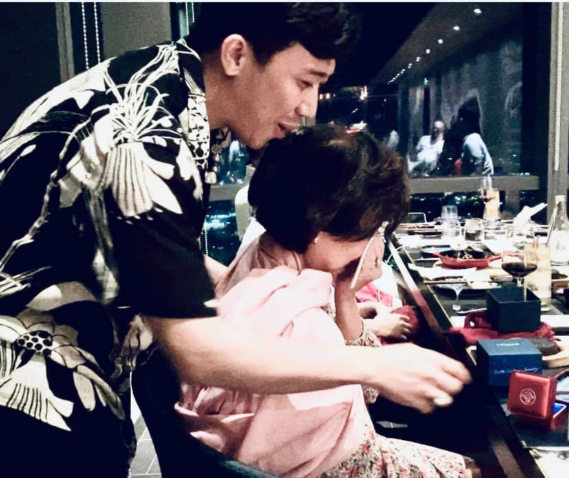 Hari Won sam qua sang chanh mung sinh nhat me chong-Hinh-2