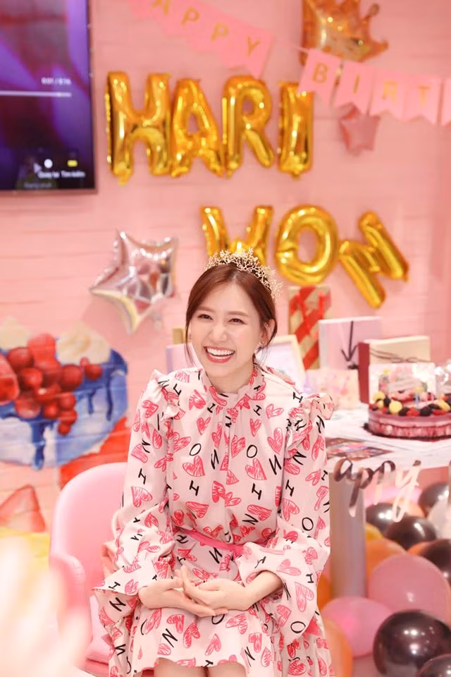 Hari Won vat va nguyen ngay sinh nhat vi su co nho doi