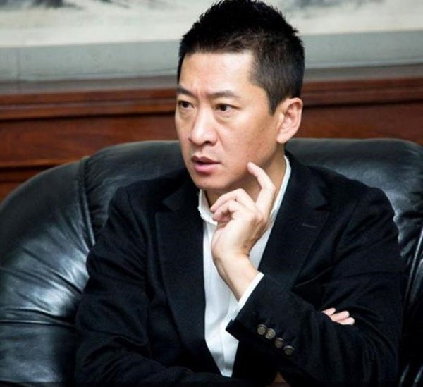 Đối với tin đồn lần này, Châu Kiệt chưa có câu trả lời chính thức nào. Tuy nhiên, không ít người cho rằng có thể đây không phải vợ con anh. Rất có thể Châu Kiệt chỉ đưa người nhà đi khám bệnh mà thôi.