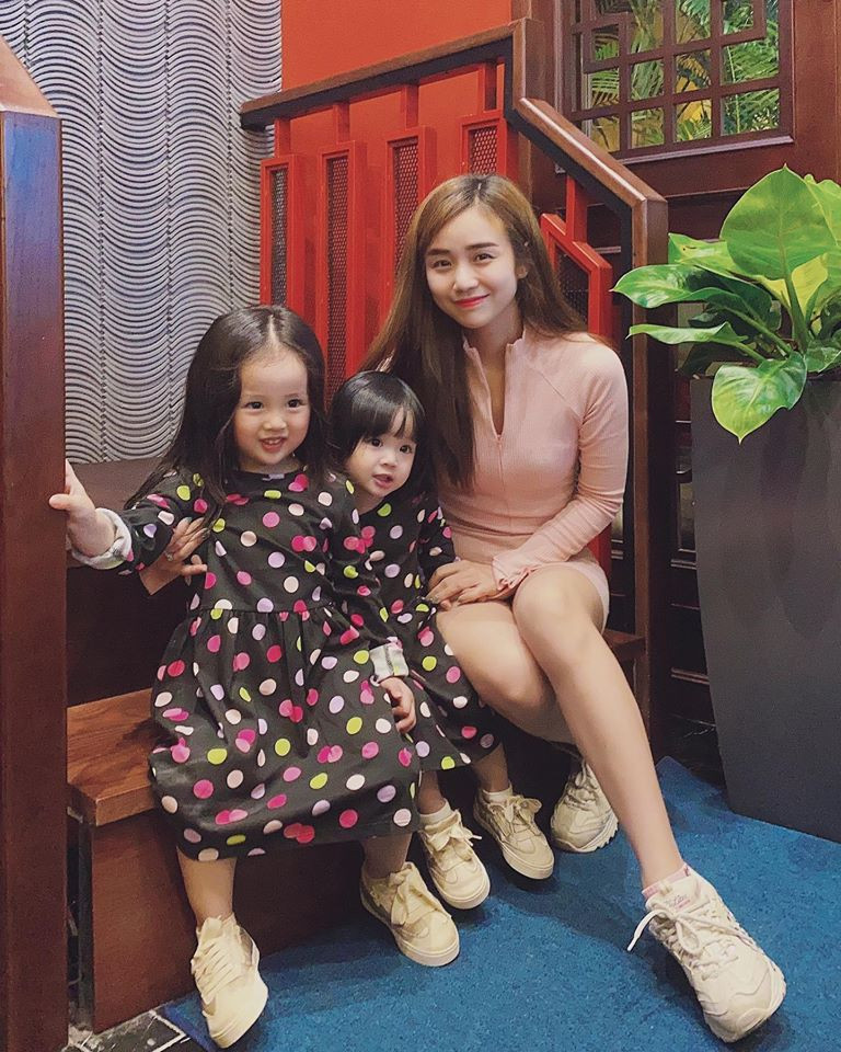 Sau khi tuyên bố chia tay Hoài Lâm, dường như Bảo Ngọc đã lấy lại được cân bằng. Cô tiếp tục công việc kinh doanh online và chăm sóc hai con gái.