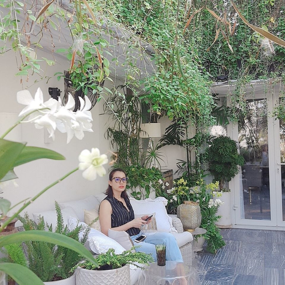 Những chính ngày tháng bỏ lại ánh hào quang, cô ngộ ra nhiều điều.