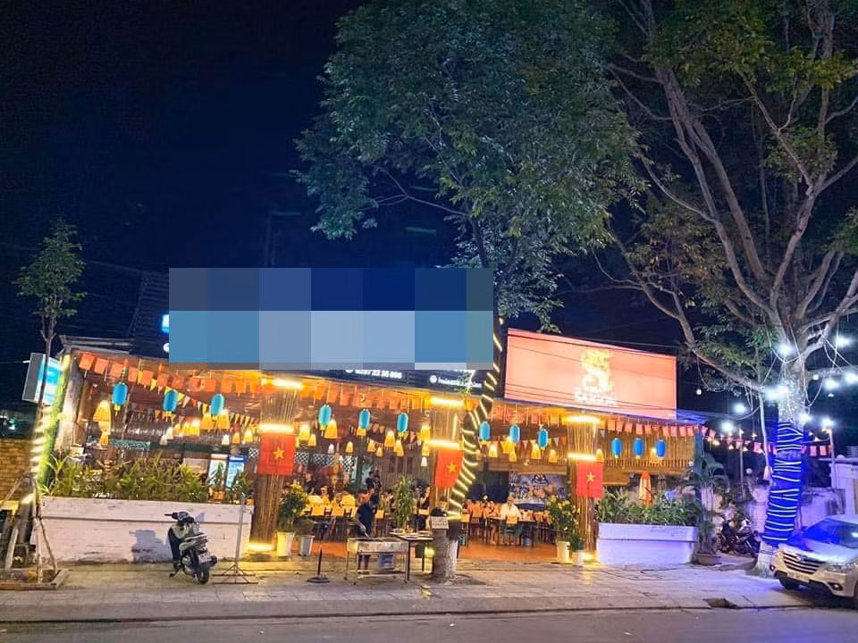 Trước đó, MC Nguyên Khang thông báo nhà hàng mở cửa trở lại vào ngày 27/5, sau đợt nghỉ dài vì giãn cách xã hội.