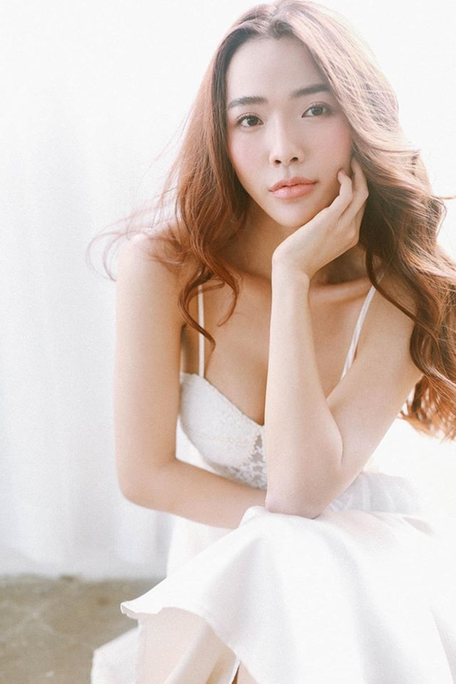 Cả hai được ngưỡng mộ bởi chuyện tình bên nhau 7 năm không rời, sau đó mới chính thức tổ chức đám cưới vào tháng 12/2018.