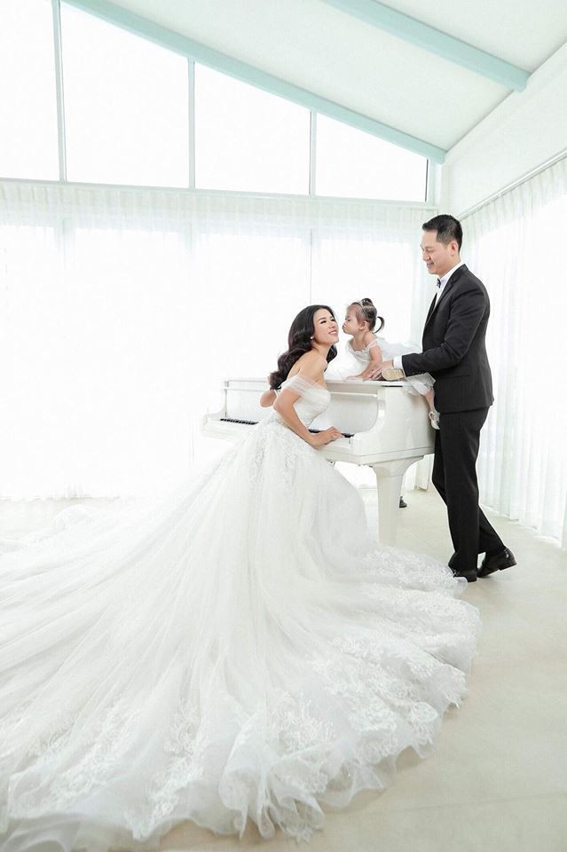 Trang Tran mang thai lan 2, khoe anh bung bau 4 thang-Hinh-3