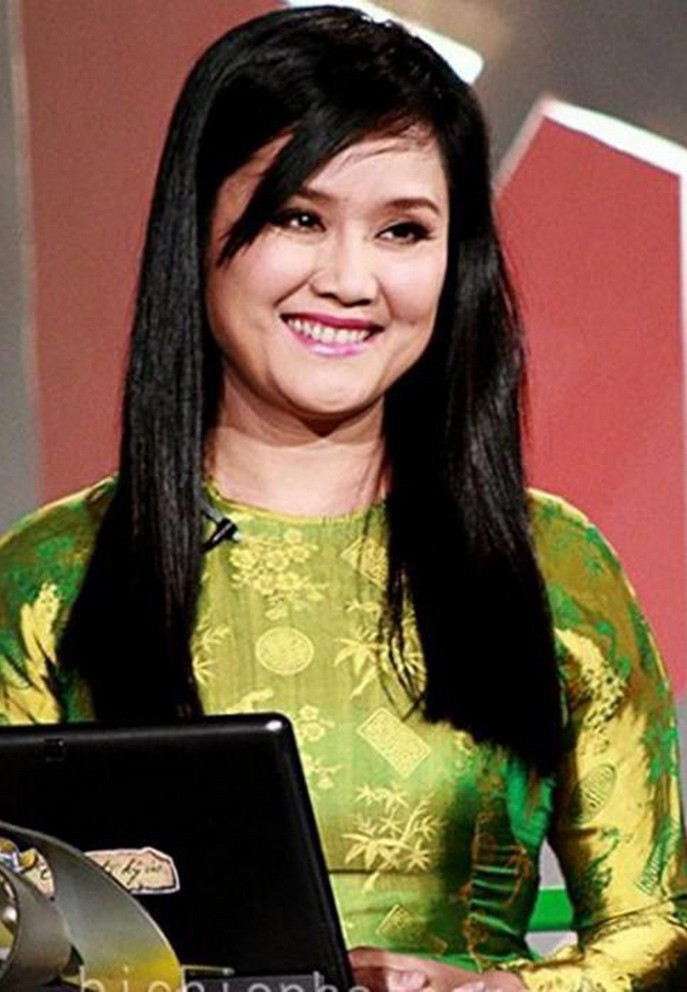 BTV Thu Uyên sinh năm 1963 trong một gia đình trí thức ở Hà Nội. Chị từng theo học tại Học viện Quan hệ Quốc tế Moscow và tốt nghiệp ngành Ngoại giao.