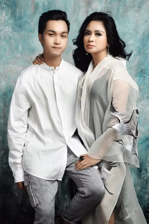 Thanh Lam khoe anh con trai tron 22 tuoi, giong tai tu Hong Kong