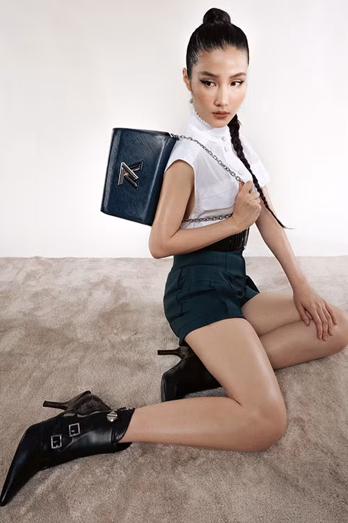 "Có thể nói, sau khoảng thời gian dài nghỉ dịch, My đang rất vui vì có thể trở lại với đoàn phim, cùng hoàn thành những tập phim còn lại. Tuy nhiên, không vì thế mà My quên việc tập luyện để giữ được hình thể đẹp nhất”, Diễm My chia sẻ.