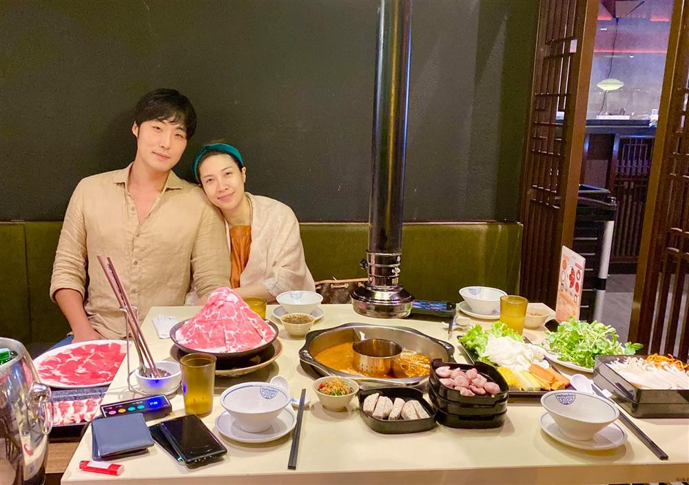 Pha Le lam thu tuc dang ky ket hon voi ban trai Han Quoc-Hinh-3