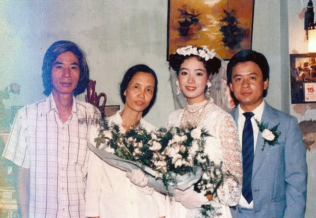 Nhan sac hoi dai my nhan Vbiz: Nghe si Chieu Xuan hon 30 nam van qua dinh