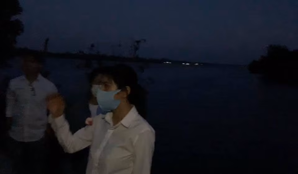 Thủy Tiên là một trong những sao Việt tích cực nhất trong việc kêu gọi ủng hộ người dân miền Tây đang gặp khó khăn vì hạn mặn.