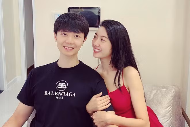 Lo anh cuoi cua Thuy Van va ban trai, co dau tao dang 