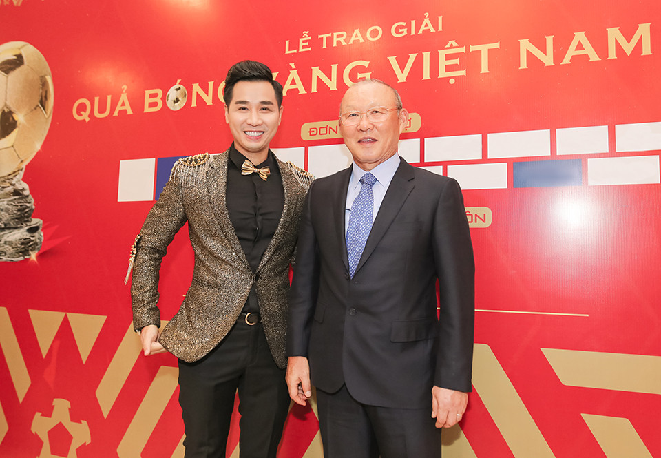 Nha hang cua MC Nguyen Khang o Phu Quoc chay rui trong dem-Hinh-4