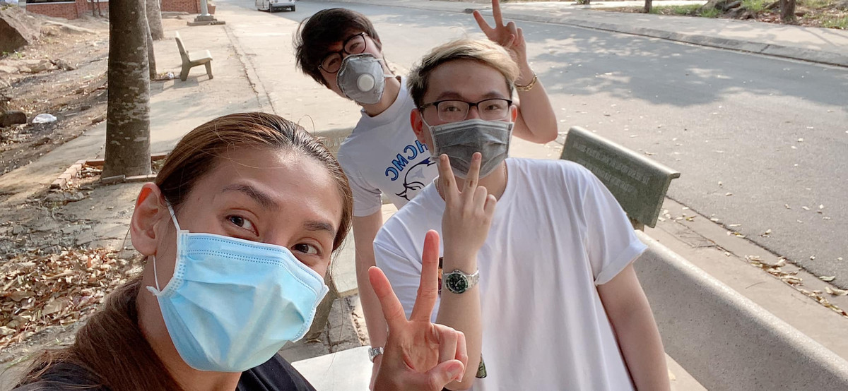 Ở nơi cách ly Võ Hoàng Yến chăm chỉ dậy sớm tập thể dục.