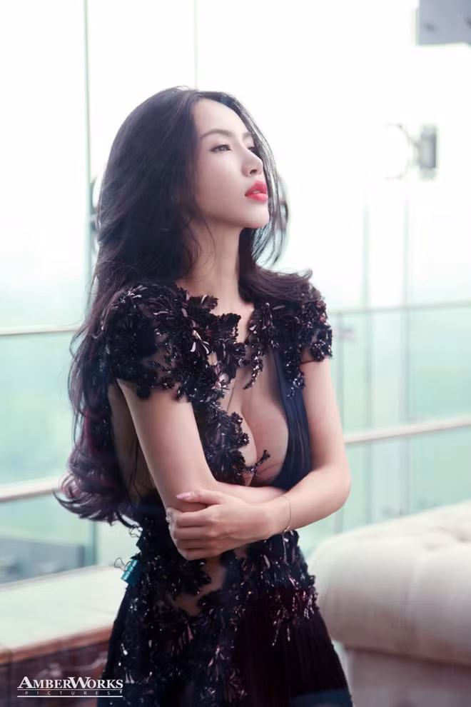 Sự việc trở nên tồi tệ hơn khi Phan Sương Sương khẳng định với một tờ báo rằng nam diễn viên chỉ coi cô như "gái bán hoa". Năm 2019, Lâm Phong đã kết hôn với Trương Hinh Nguyệt.