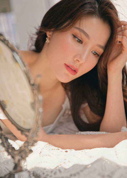 Qua các vai diễn, nữ diễn viên sinh năm 1990 dần chiếm được tình cảm của khán giả.