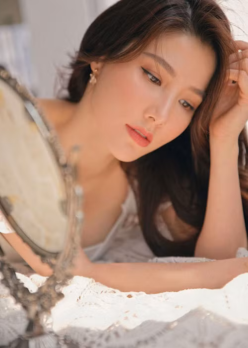 Qua các vai diễn, nữ diễn viên sinh năm 1990 dần chiếm được tình cảm của khán giả.