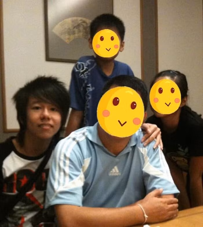 Bên cạnh đó, nhiều người nhận xét đường nét trên khuôn mặt của bạn trai Hoa hậu Hương Giang không thay đổi quá nhiều so với hiện tại. Thế nhưng trải qua nhiều năm lăn lộn trong việc tạo dựng sự nghiệp khiến anh trở nên trưởng thành hơn.