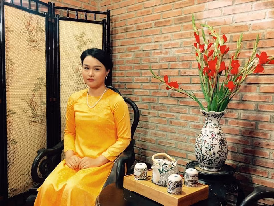 Trong một bài phỏng vấn, ái nữ nhà Hoàng Mập cho biết dù có bố nổi tiếng nhưng không thích chia sẻ quá nhiều vì sợ những điều không hay từ dư luận sẽ ảnh hưởng đến gia đình.