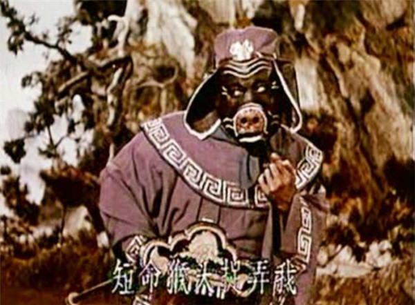 Ít ai biết diễn viên đầu tiên đóng vai Trư Bát Giới trong làng giải trí Trung Quốc là Thất Linh Đồng. Hình tượng Thất Linh Đồng được coi như nền móng để các bộ phim sau đó xây dựng hình ảnh Trư Bát Giới ngày một hoàn thiện hơn.