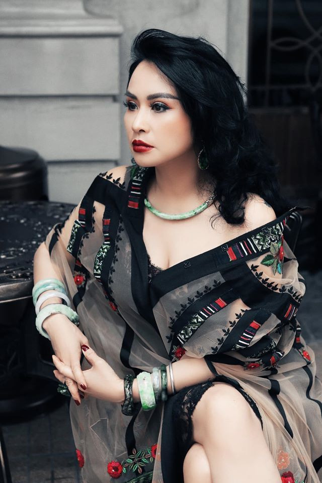 Khi đến với thiền, Thanh Lam ngày càng tươi trẻ, tâm hồn phơi phới. Vẻ đẹp của "Người đàn bà hát" 53 tuổi khiến nhiều khán giả khen tấm tắc. Nguyễn Đình Thanh Tâm nhận xét: "Nữ hoàng nhan sắc".