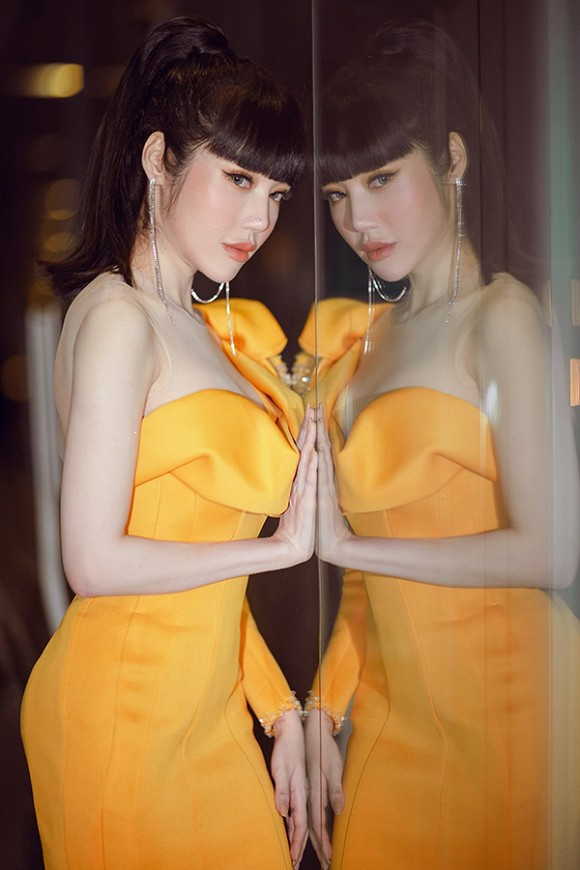 Elly Trần lấy lại phong độ nhan sắc sau hình ảnh hốc hác vì nghi án chồng ngoại tình.