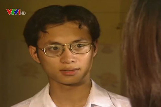 Không chỉ gây ấn tượng trong chương trình, Thành Vinh còn để lại dấu ấn đậm nét khi rẽ hướng đóng phim với vai diễn Nam thư sinh trong Phía trước là bầu trời. Ấn tượng với gương mặt thông minh, hiền lành của Vinh, đạo diễn Đỗ Thanh Hải đã nhanh chóng "nhắm" anh cho vai Nam.