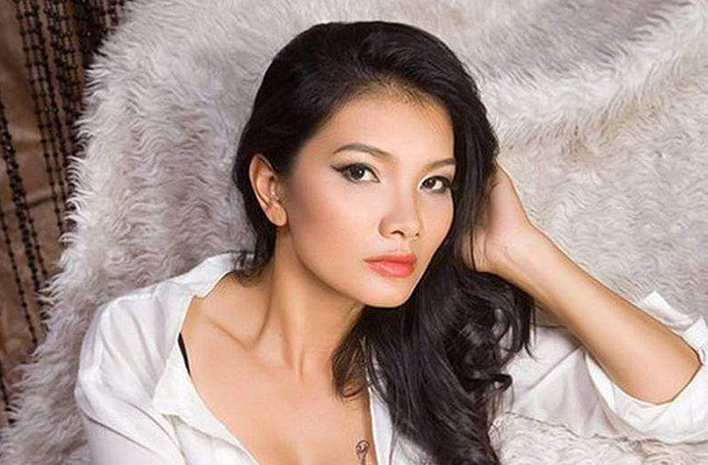 Nói về những cảnh nóng từng thể hiện, Kiều Trinh cho hay: "Tôi chưa hề bị áp lực hoặc gặp khó khăn gì với những cảnh nóng trong phim. Còn về việc đương đầu với những cảnh nóng hoàn toàn không nằm ở vấn đề dũng cảm hay không. Tôi chỉ quan trọng là mình có hoàn thành trách nhiệm được giao một cách trọn vẹn hay không".