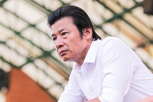 Võ Hoài Nam cho biết anh và bà xã đã cùng nhau trải qua những ngày tháng khổ cực. Nam diễn viên thừa nhận bản thân là người rất yêu và quan tâm đến vợ con nhưng theo một cách gia trưởng. Võ Hoài Nam chia sẻ thêm thời gian gần đây, khi kinh tế gia đình ổn định, vợ anh luôn động viên chồng quay lại với màn ảnh để không lãng phí đam mê.