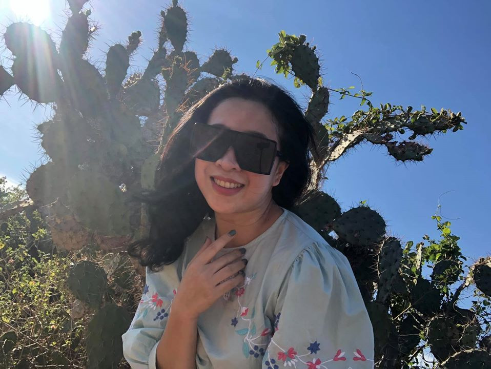 Ở tuổi ngoài 40, Thanh Hoa được đánh giá là có gu thời trang trẻ trung.