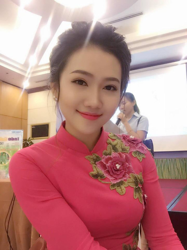 Nụ cười tươi giúp Dương Huyền nhận được nhiều cảm tình của người hâm mộ.