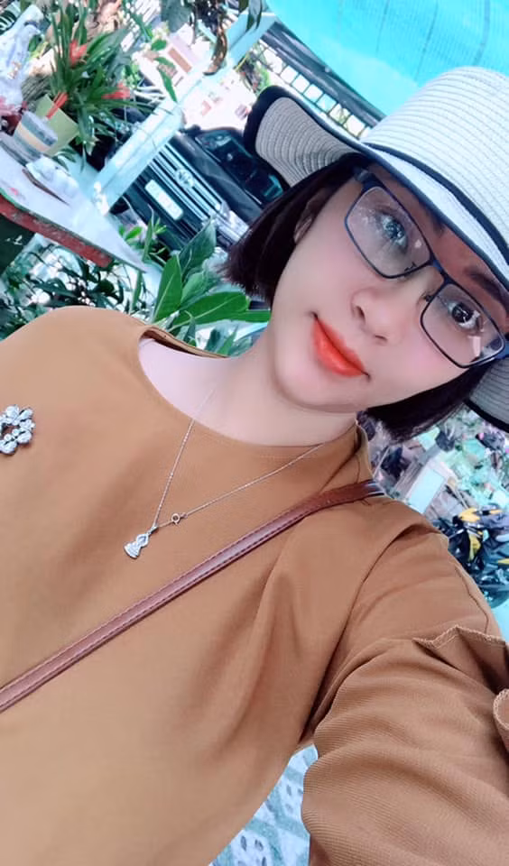 Hoa hau Dang Thu Thao tiet lo gioi tinh song thai, cong khai luon ten be-Hinh-2