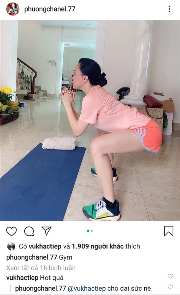 Bản thân Phượng Chanel rất yêu quý Vũ Khắc Tiệp. Đứng trước những lời khen có cánh, dĩ nhiên cô cũng không giấu được sự hào hứng.