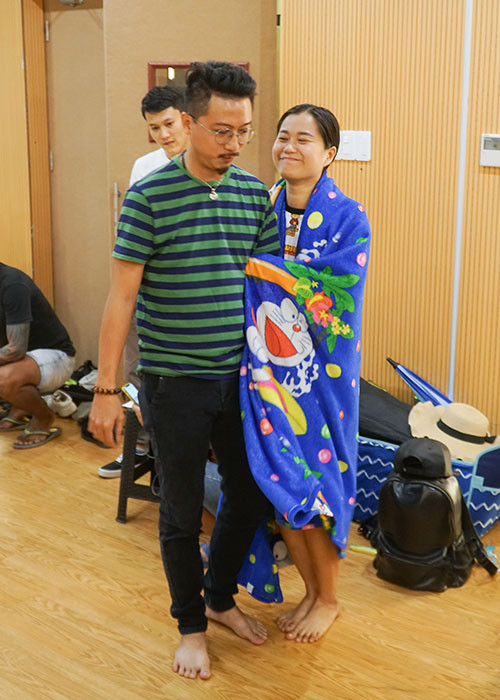 Ông xã của Lâm Vỹ Dạ cũng góp mặt trong Táo Xuân 2020. Hứa Minh Đạt vào vai Bắc Đẩu bên cạnh Nam Tào - Lê Dương Bảo Lâm.