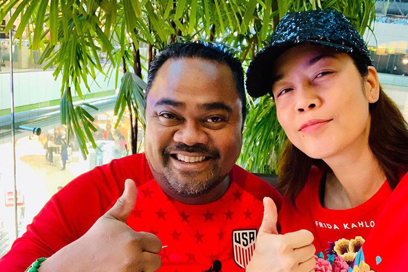 Hiện tại, ca sĩ Thu Phương và người tình cùng các con đang ở tại một căn biệt thự tại Mỹ.