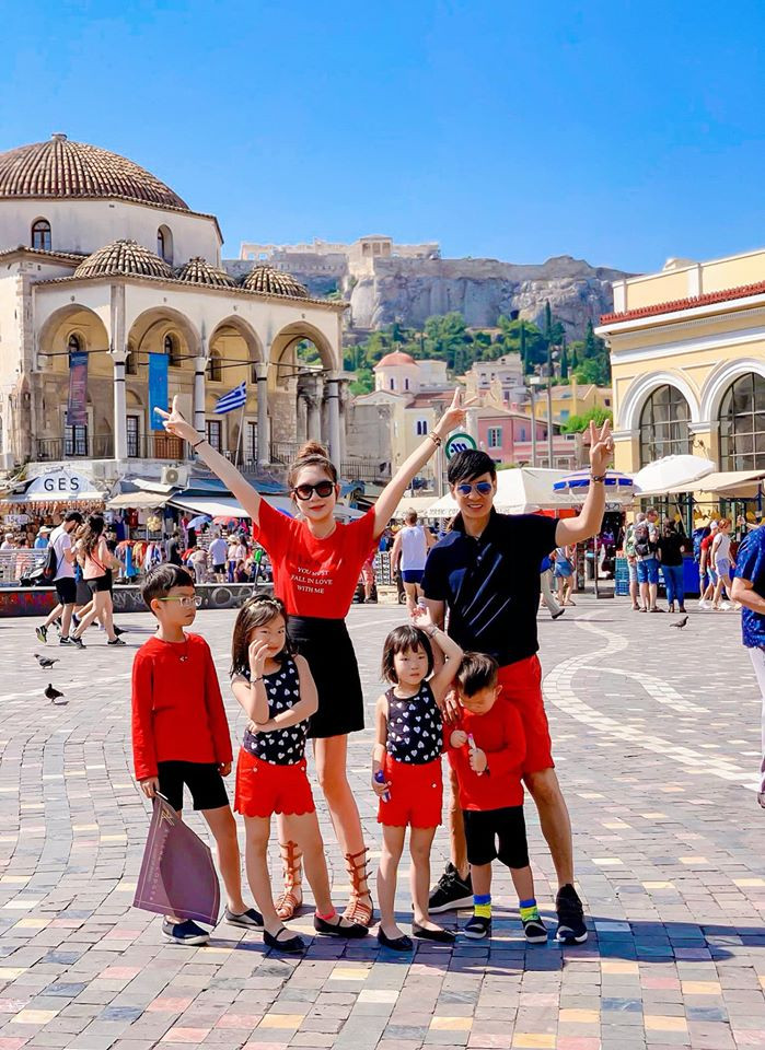 Sunny (tên thật là Nguyễn Tuệ Minh), con gái thứ ba của Lý Hải - Minh Hà. Sunny sinh năm 2014. có tính cách hiếu động, đáng yêu. Khi mang bầu cô con gái thứ 3, Minh Hà suýt đẻ rơi con trên ô tô.