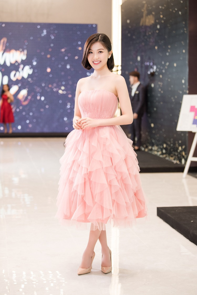 Đóng vai "tiểu tam", Lương Thanh bị ghét cay ghét đắng vì thái độ trơ trẽn trên phim.