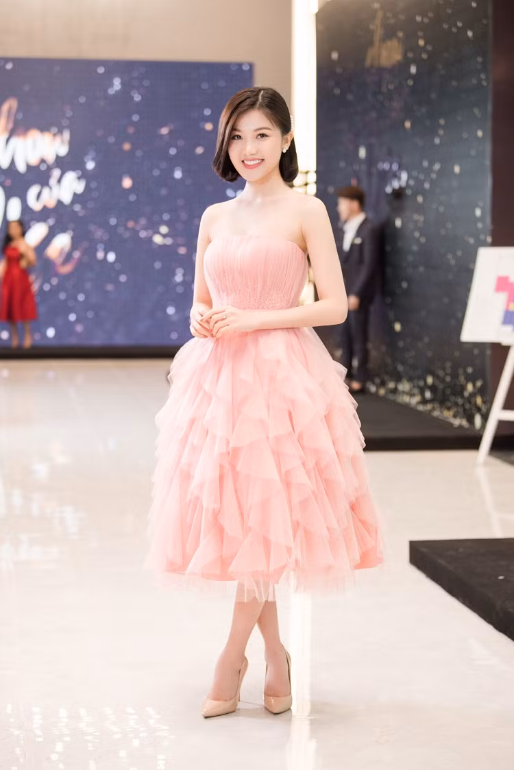 Đóng vai "tiểu tam", Lương Thanh bị ghét cay ghét đắng vì thái độ trơ trẽn trên phim.