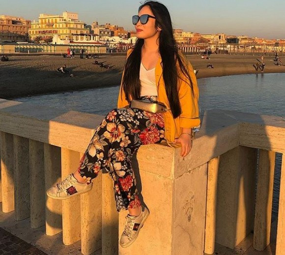 Gương mặt xinh đẹp, thanh thoát của Thu Cầm được nhiều người khen ngợi.