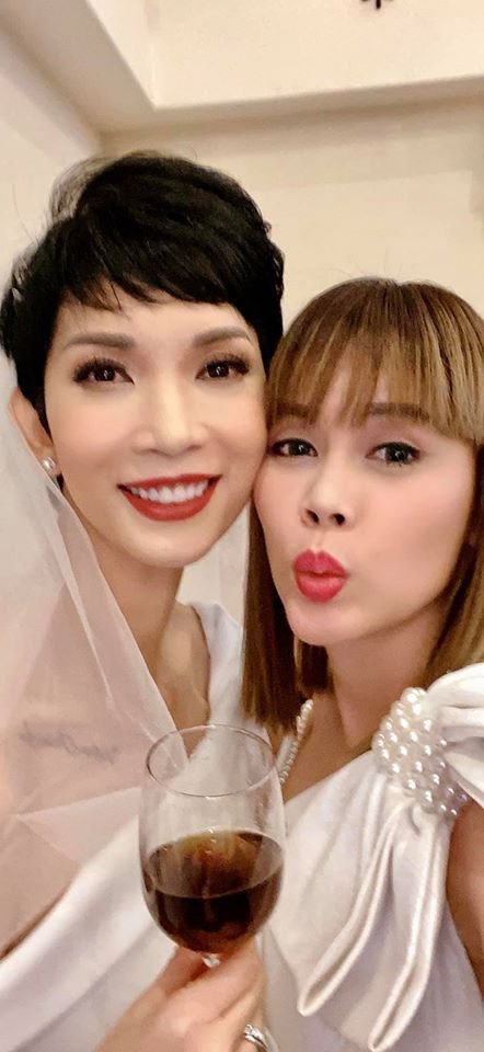 Siêu mẫu Xuân Lan có đường tình khá lận đận. Cô từng thất bại trong hôn nhân và có một cô con gái trước khi làm đám cưới với Ngọc Lâm.