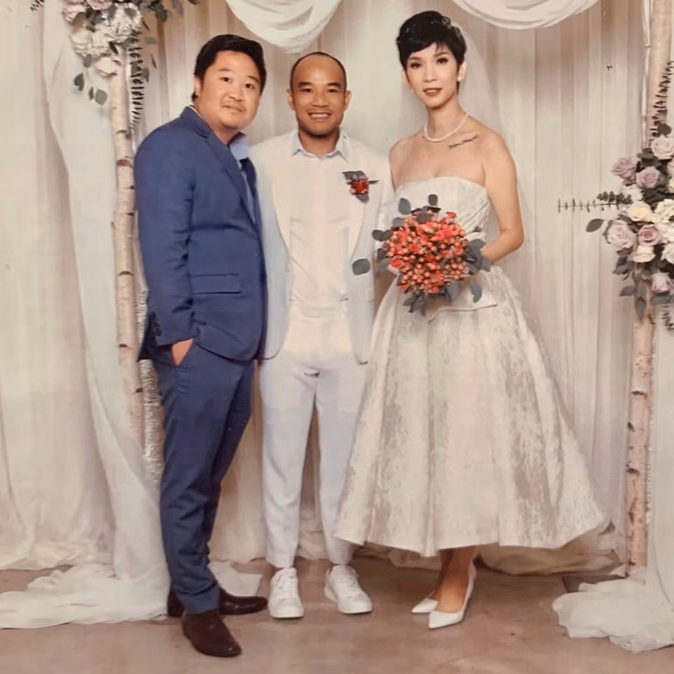 Xuân Lan và ông xã Ngọc Lâm hạnh phúc trong ngày vui ở Mỹ.